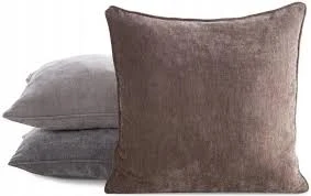 Decorative Pillow Set